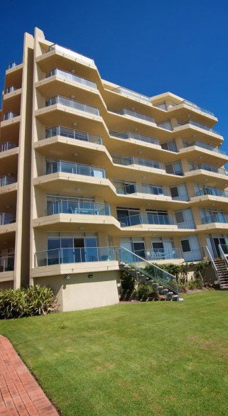 Foreshore Apartments, Mermaid Beach - Tourism Caloundra 1
