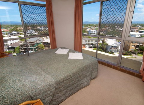 Foreshore Apartments, Mermaid Beach - Tourism Caloundra 4