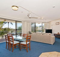 Chateau Royale Beach Resort - Tourism Caloundra
