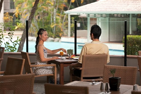 Novotel Cairns Oasis Resort - Tourism Caloundra 1