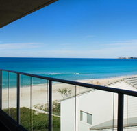 Pacific Surf Absolute Beach Apartments - Tourism Caloundra