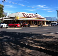 Royal Hotel Narromine - Tourism Caloundra