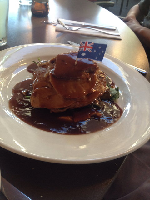 Hotel Crown - Tourism Caloundra 0