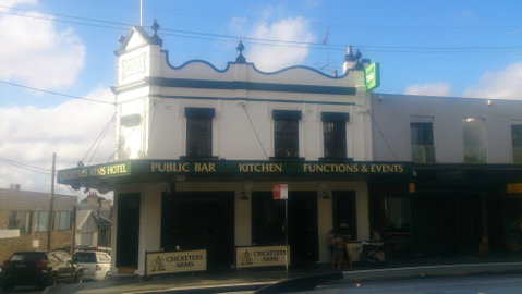 Cricketers Arms Hotel - Tourism Caloundra 0