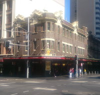 Sir John Young Hotel - Tourism Caloundra