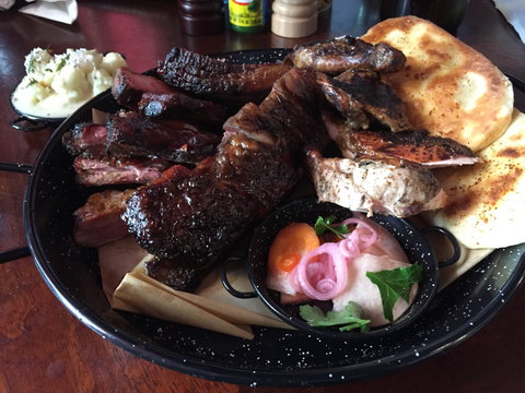 Hotel Harry - Tourism Caloundra 0