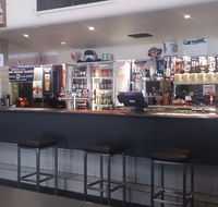 Settlers Hotel - Tourism Caloundra