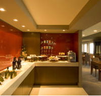 Hilton On The Park Melbourne - Tourism Caloundra