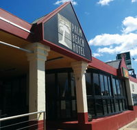 Palm Beach Hotel - Tourism Caloundra