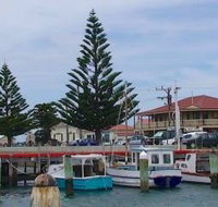 Port Albert Hotel - Tourism Caloundra