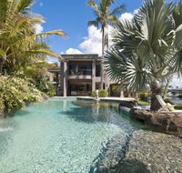 Gold Coast Holiday House Broadbeach - Tourism Caloundra