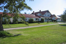 Clarence Point Lodge - Tourism Caloundra 0