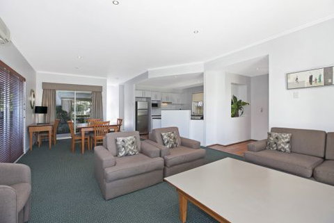 Comfort Inn & Suites Northgate - Tourism Caloundra 1
