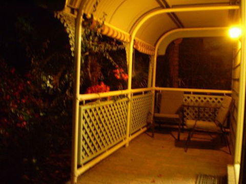 Banjo's Overnight & Holiday Units - Tourism Caloundra 4