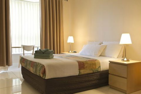 Golden Chain Welcome Inn 277 - Tourism Caloundra 3