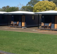 Pick A Box Motel