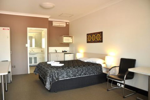 Pinjarra Resort  - Tourism Caloundra 2