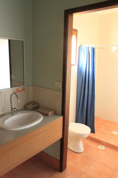 Catalina Motel Lake Macquarie - Tourism Caloundra 2