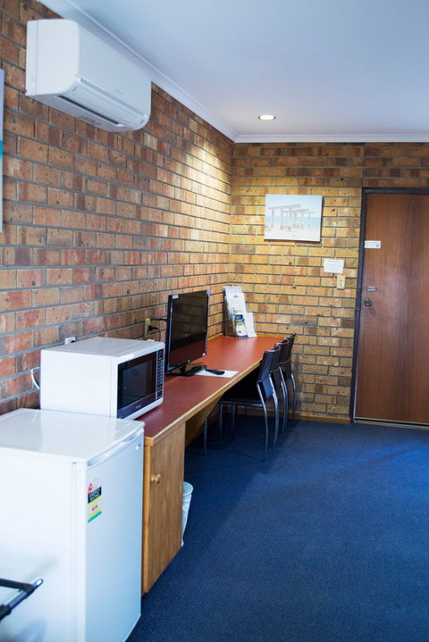 Kadina Gateway Motor Inn - Tourism Caloundra 3