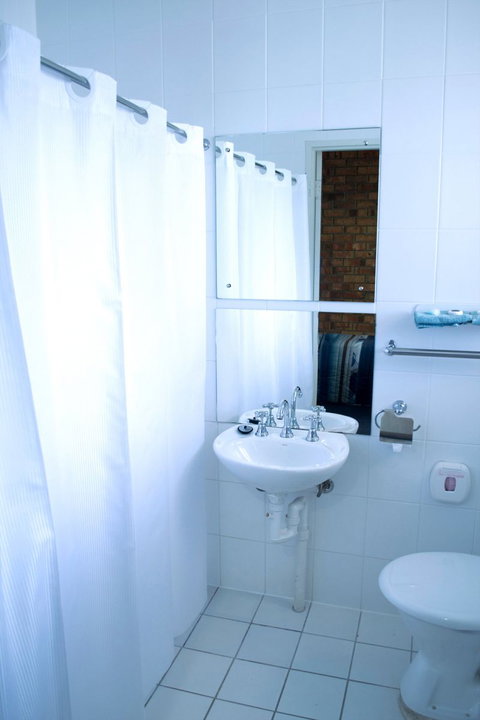 Kadina Gateway Motor Inn - Tourism Caloundra 5