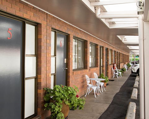 Country Pathfinder Motor Inn - Tourism Caloundra 2