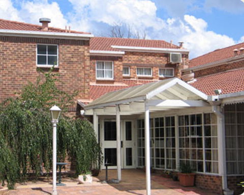 Golden Age Motor Inn - Tourism Caloundra 5