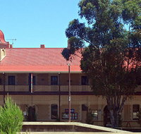 Peterborough Railway Hotel - Tourism Caloundra