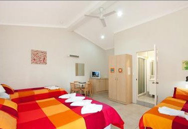 Pacific Palms Motel - Tourism Caloundra 0