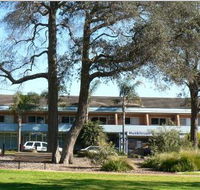 Huskisson Beach Motel - Tourism Caloundra