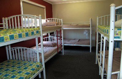 Boomerang Backpackers - Tourism Caloundra 1