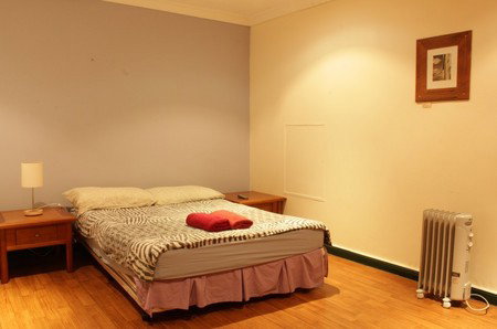 Glebe Village Backpackers - Tourism Caloundra 4