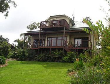 Valley Of The Waters - Tourism Caloundra 2