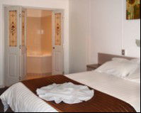 The Edge Hotel - Tourism Caloundra 1
