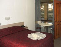 The Edge Hotel - Tourism Caloundra 3