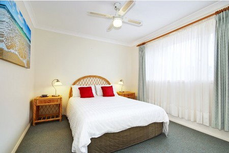 Beaches Serviced Apartments - Tourism Caloundra 2