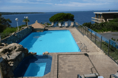 Eagle Heights Holiday Units - Tourism Caloundra