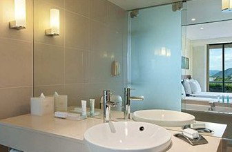 Hilton Cairns - Tourism Caloundra 4