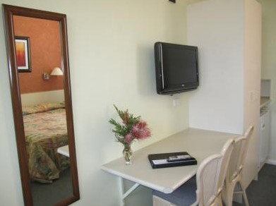 Wingham Motel - Tourism Caloundra 0