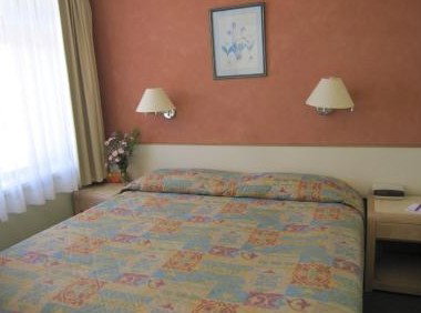 Wingham Motel - Tourism Caloundra 2