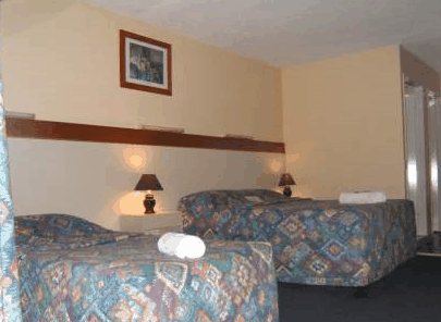 Oscar Motel - Tourism Caloundra 2