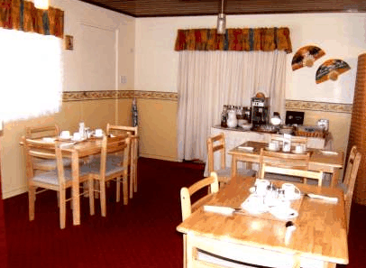 Oscar Motel - Tourism Caloundra 3