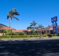 Twin Pines Motel - Tourism Caloundra
