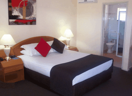 McNevins Maryborough Motel - Tourism Caloundra 3