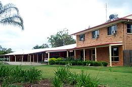 Copper Country Motor Inn - Tourism Caloundra 0