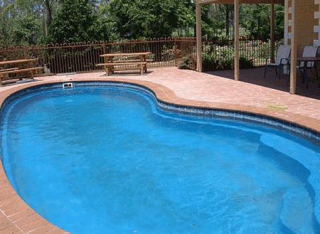 Copper Country Motor Inn - Tourism Caloundra 1