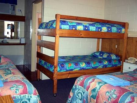 Renmark Motor Inn - Tourism Caloundra 4