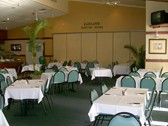 Emerald Maraboon Motor Inn - Tourism Caloundra 3