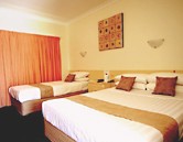 Emerald Maraboon Motor Inn - Tourism Caloundra 4