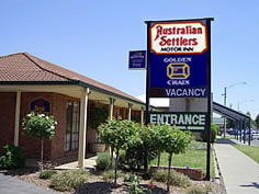 Australian Settlers Motor Inn - Tourism Caloundra 2