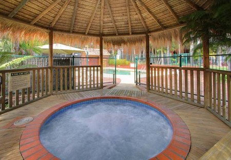 Comfort Resort Kaloha - Tourism Caloundra 2